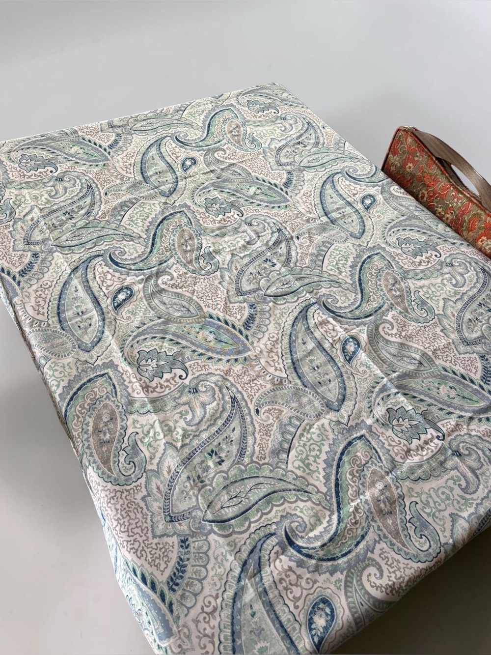 Vintage Paisley Tablecloth Blue Green Cottage Farmhouse 64x34